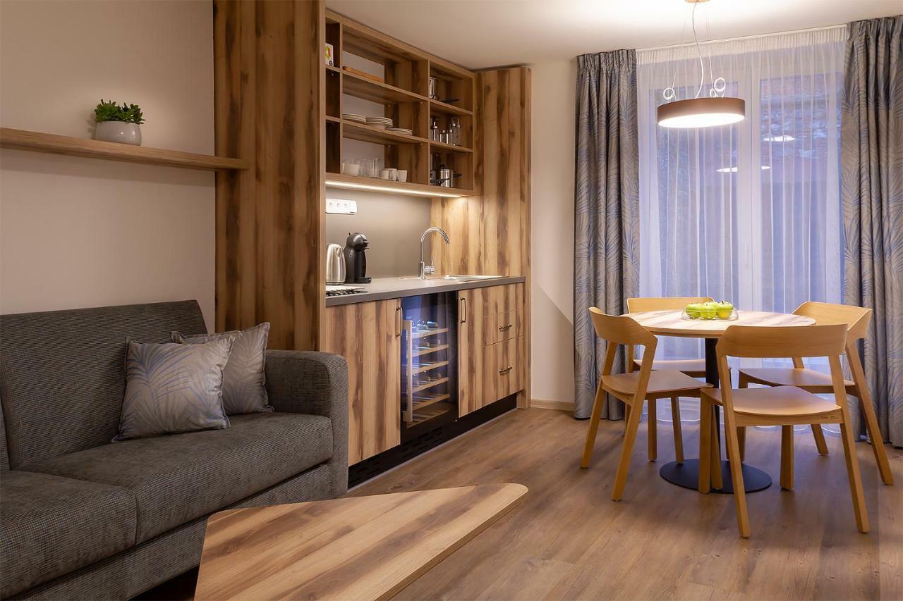 Hnizdo Apartment Mikulov Bagian luar foto