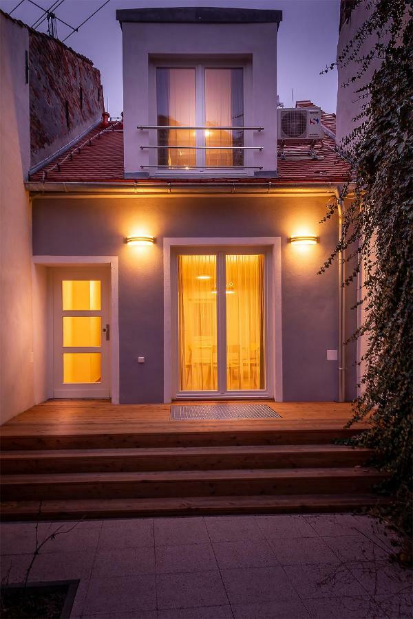 Hnizdo Apartment Mikulov Bagian luar foto